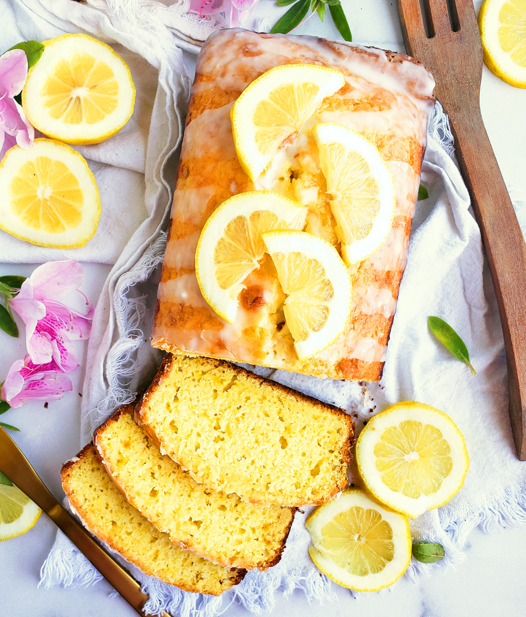 The Healthy Lemon Loaf Cake. The Best Lemon Greek Yogurt Loaf Cake. Easy, no mixer, no cake mix, and dangerously good! You're going to love this lemon pound cake recipe! #lemoncake #lemonpoundcake #poundcake #lemonloafcake #loafcake #lemonrecipes beautifuleatsandthings.com
