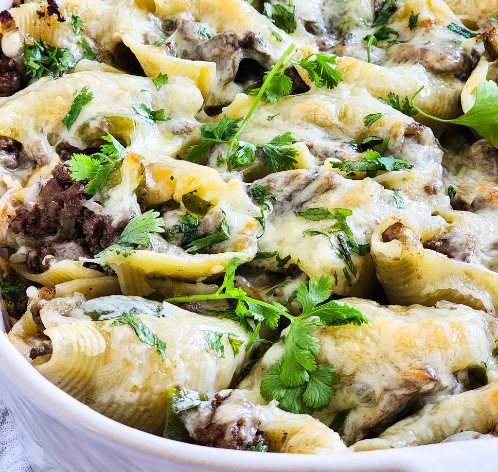 Philly Cheesesteak Stuffed Shells made for Under $20, cheap budget-friendly healthy meals from a dietitian
beautifuleatsandthings.com