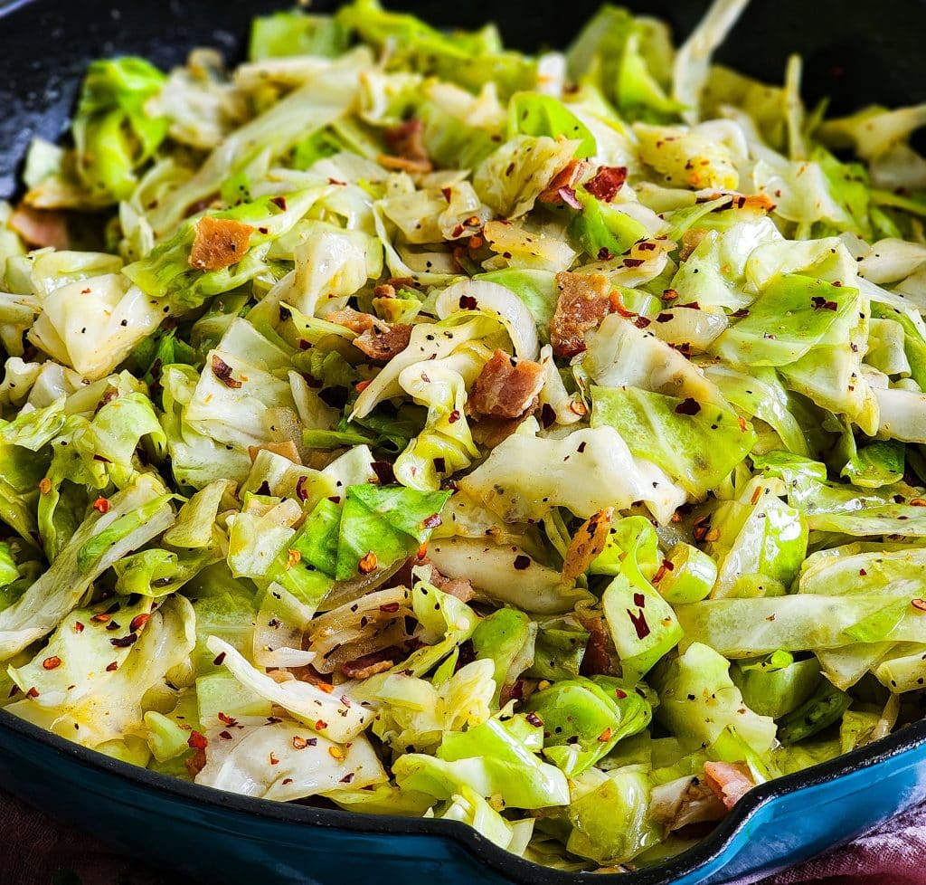 easy Southern Fried Cabbage with Bacon—a true comfort food classic, great for the holidays and Thanksgiving
beautifuleatsandthings.com