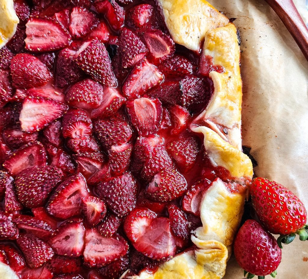 an easy strawberry galette made with refrigerated re-made pie crusts and fresh strawberries
beautifuleatsandthings.com