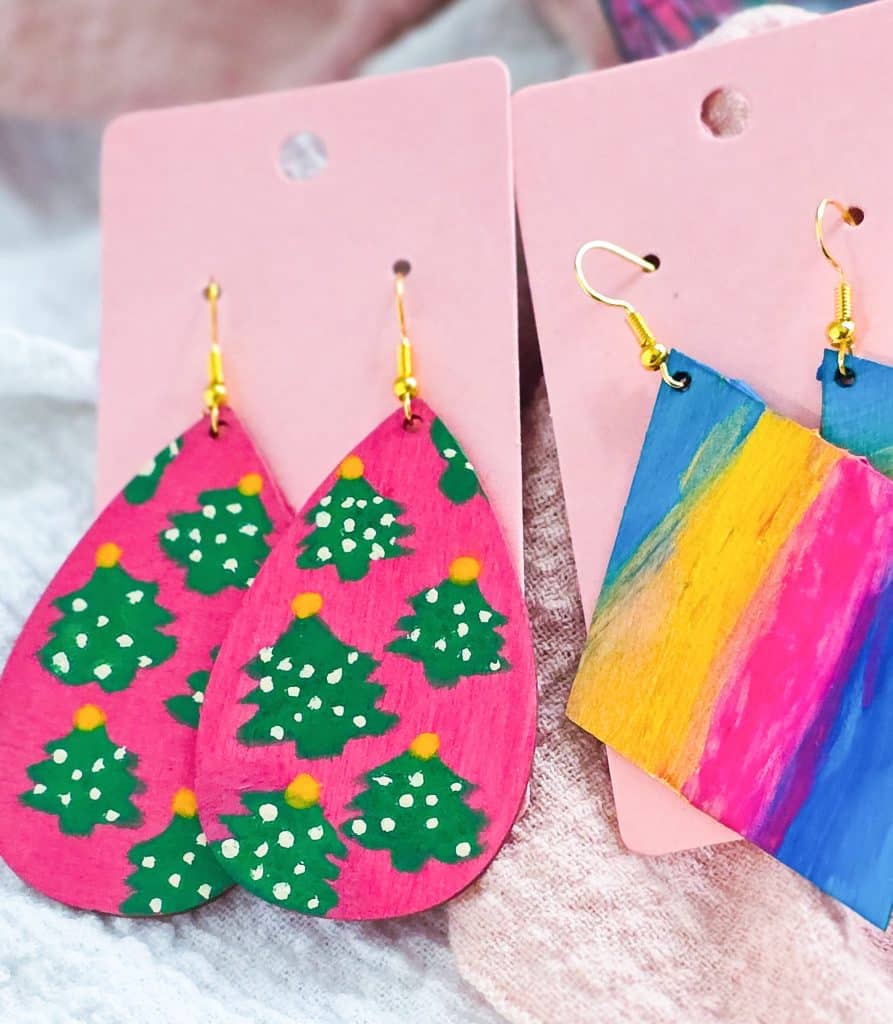 Step-by-Step Instructions to make your Own DIY Earrings, perfect for holiday gifts, teacher gifts
beautifuleatsandthings.com