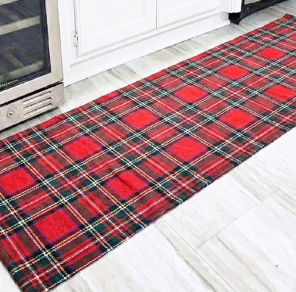plaid Christmas kitchen decorations, red tartan plaid kitchen runner rug
beautifuleatsandthings.com