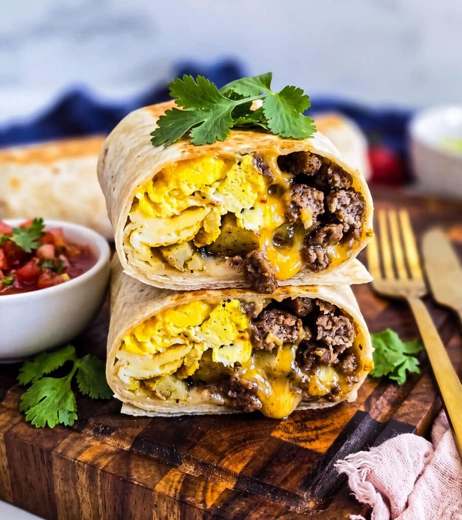 Turkey sausage breakfast burritos with eggs, roasted potatoes, ground turkey and cheese
beautifuleatsandthings.com